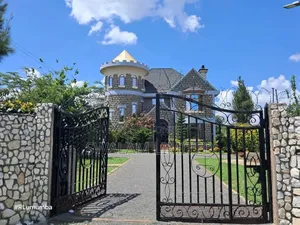 5bdrm Mansion in Accacia, Kitengela for rent