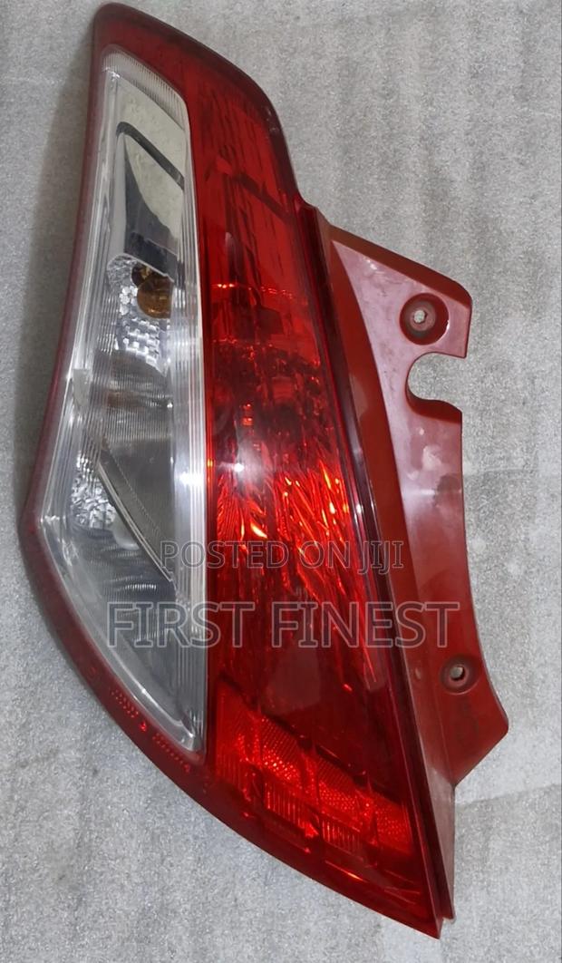 Suzuki Swift 2012 Backlights