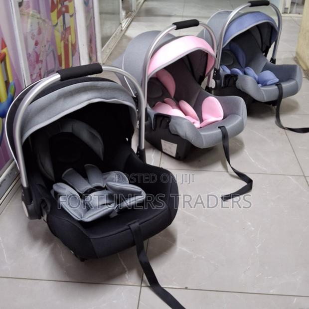 *Infants Carseat/Carrycot* - main view