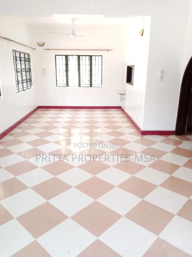 4bdrm Maisonette in Nyali Offskirts for rent - thumbnail 5