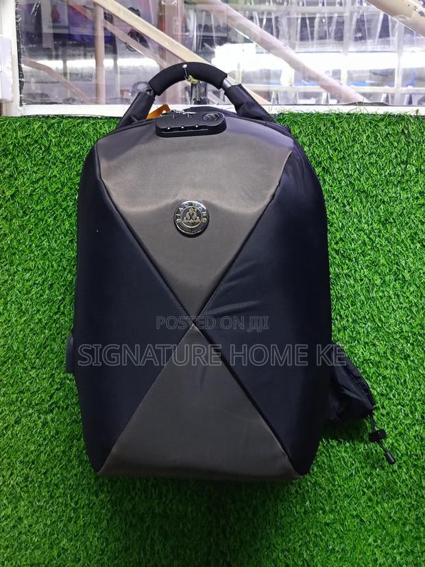 Biaowang B2 Laptop Bag/Backpack - thumbnail 4