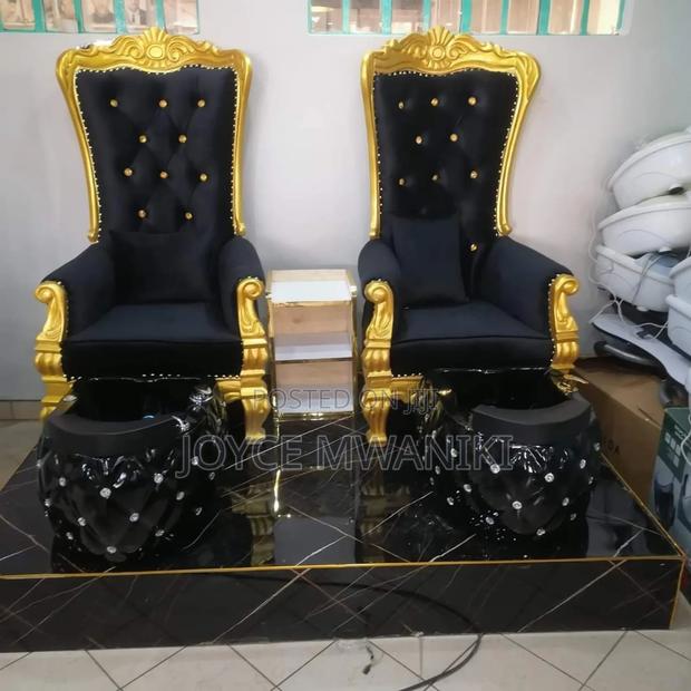 Pedicure Seats, Antique Design - main view