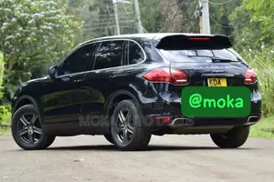 Porsche Cayenne 2013 Black