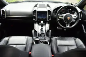 Porsche Cayenne 2013 Black