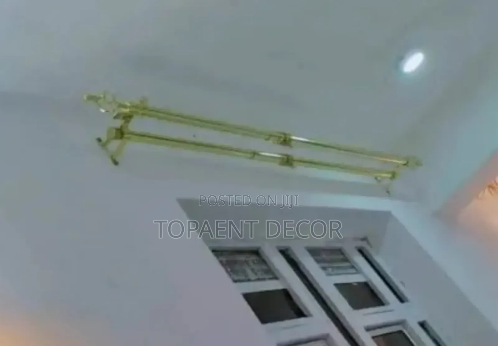 2m Gold Double Adjustable Rod With Rings