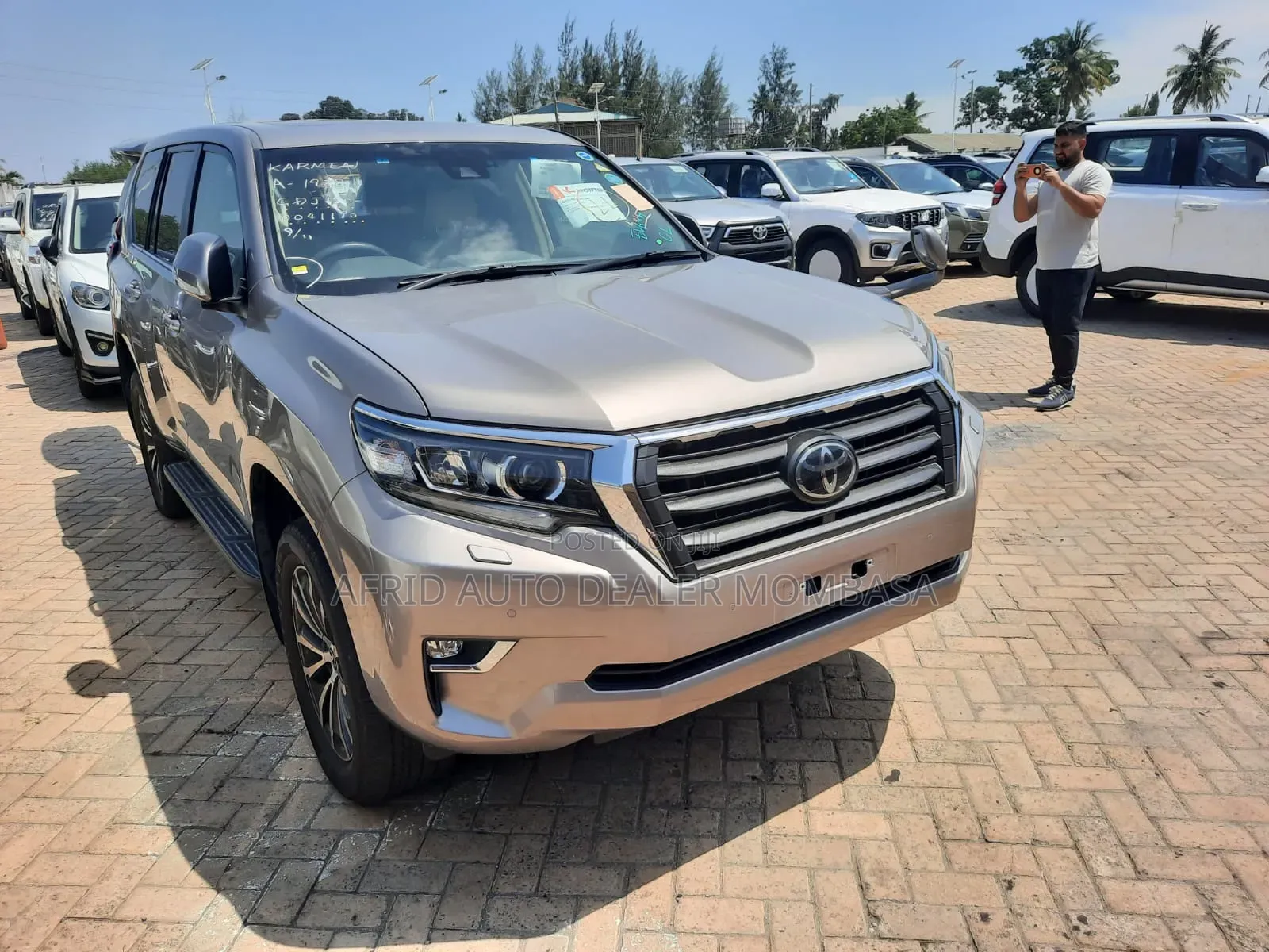 Toyota Land Cruiser Prado 2.8 2019 Gold