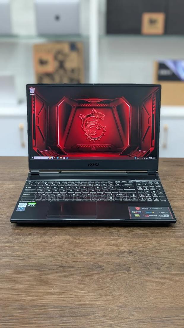 Laptop MSI 16GB Intel Core I7 SSD 512GB - main view