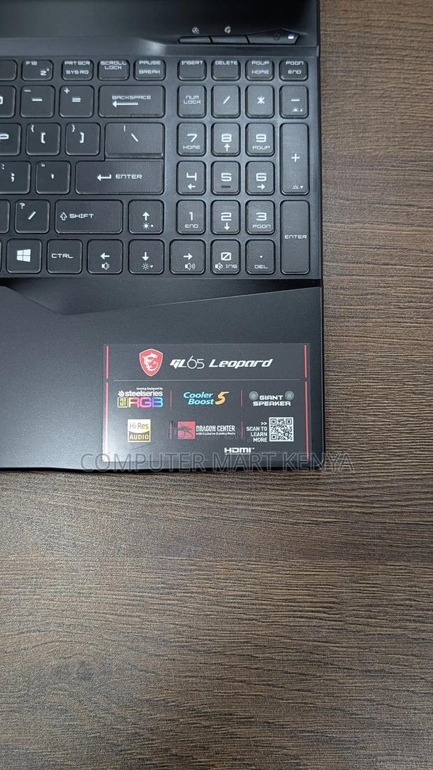 Laptop MSI 16GB Intel Core I7 SSD 512GB - thumbnail 3