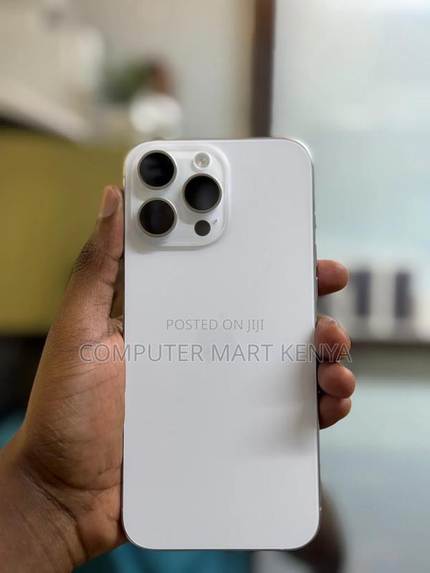 Apple iPhone 16 Pro Max 512 GB White - thumbnail 3
