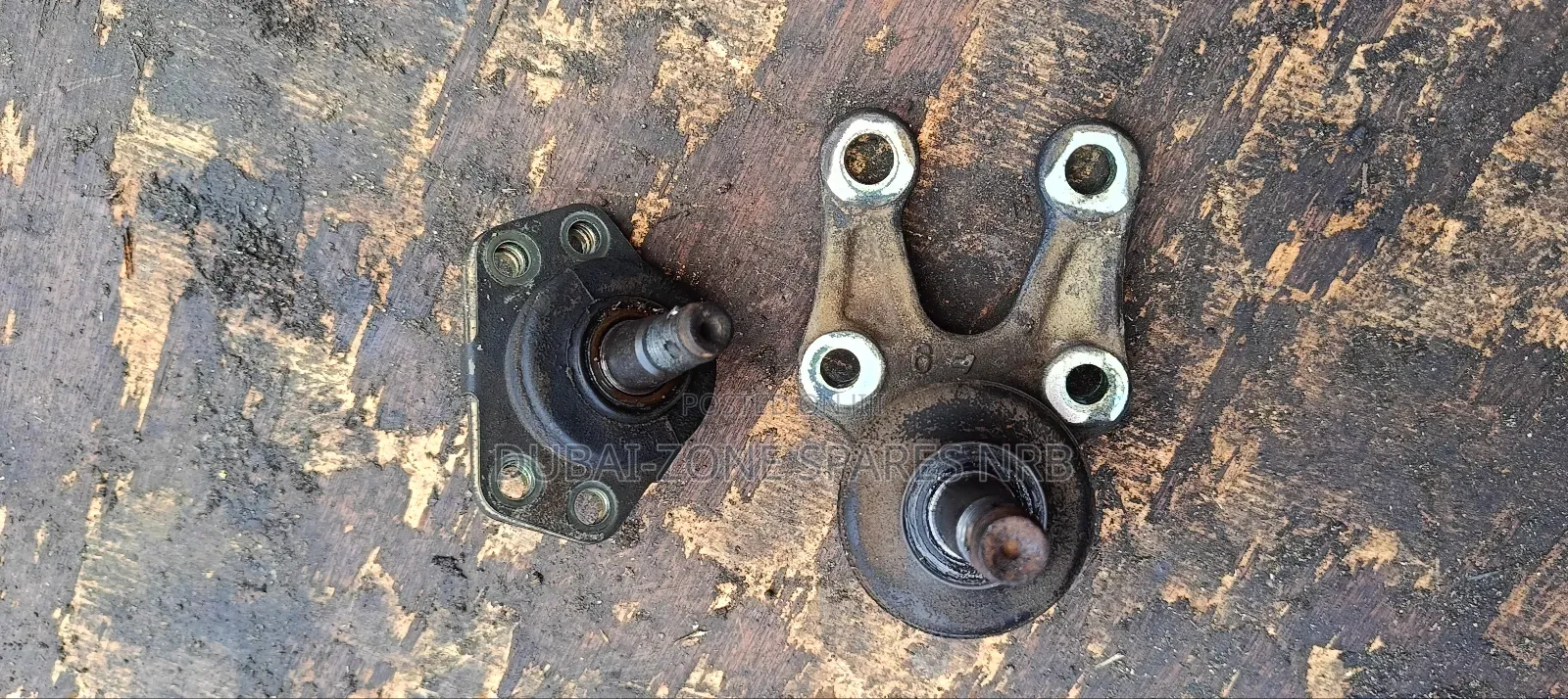 Lower and Upper Ball Joints Townace 3C and .