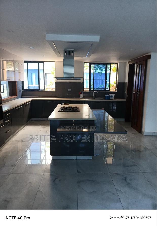 4bdrm Villa in Affluent Nyali for rent - thumbnail 3