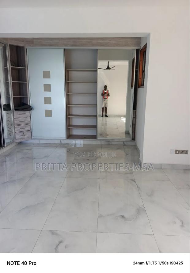 4bdrm Villa in Affluent Nyali for rent - thumbnail 8