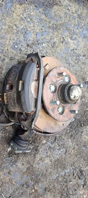 Complete Wheel Hubs Townace 3C And Available.