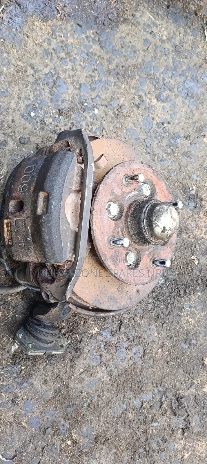 Complete Wheel Hubs Townace 3C And Available.