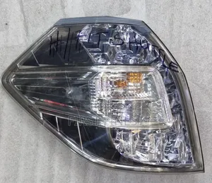 Honda Fit Shuttle 2012