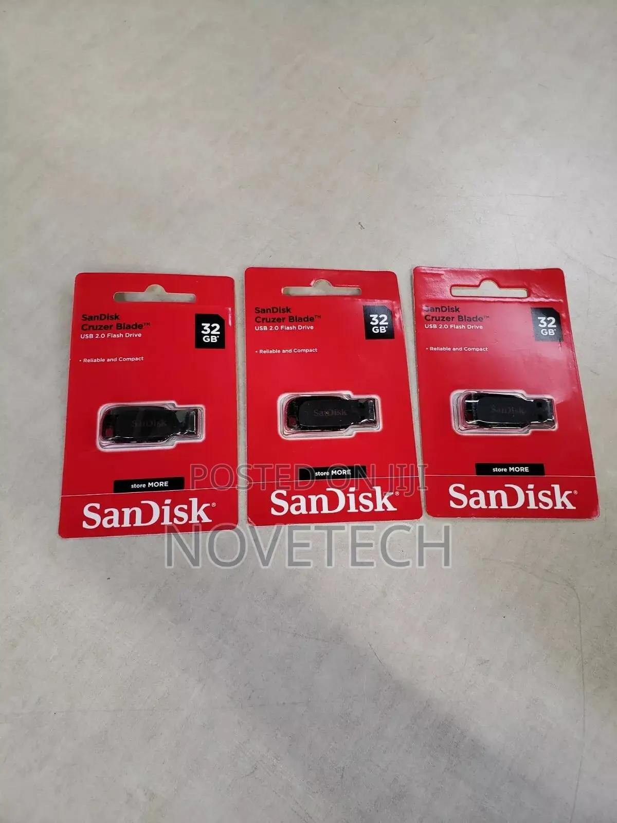 Sandisk Cruzer Blade 32GB USB 2.0 Flashdisk Drive