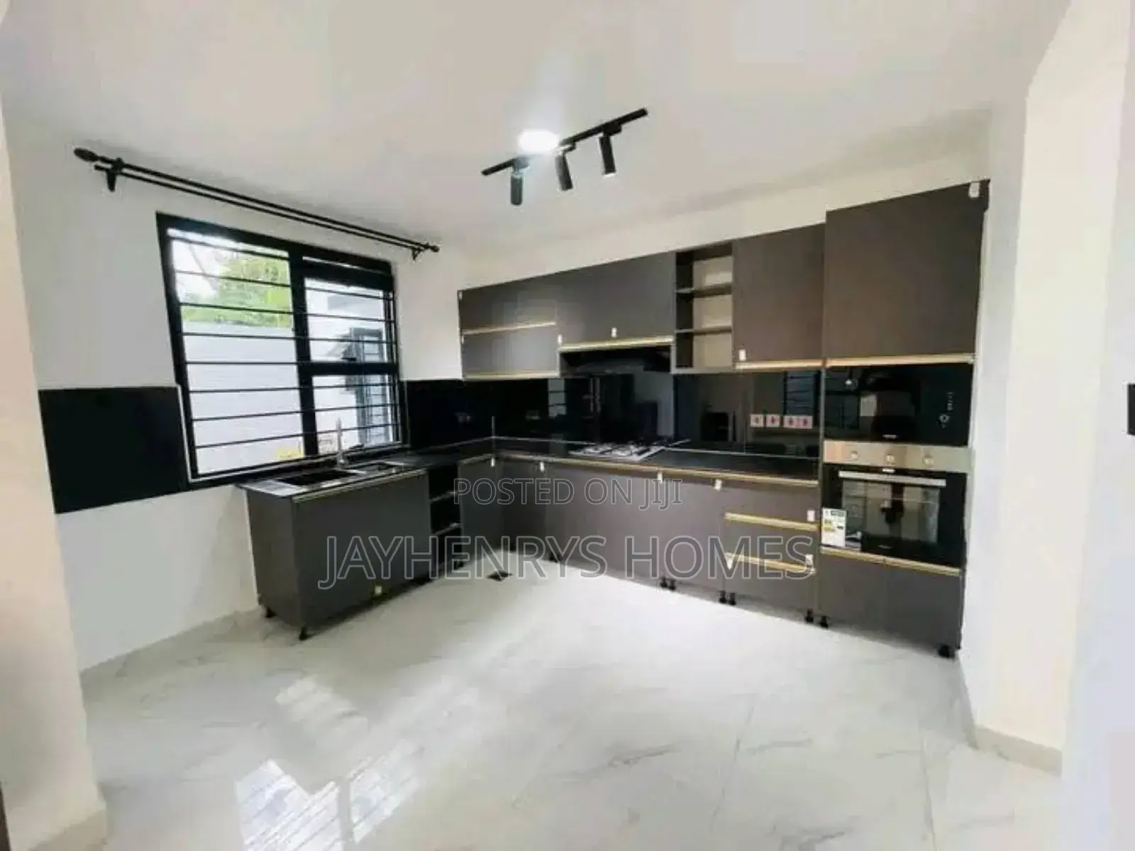 5bdrm House in Mugutha, Ruiru for sale