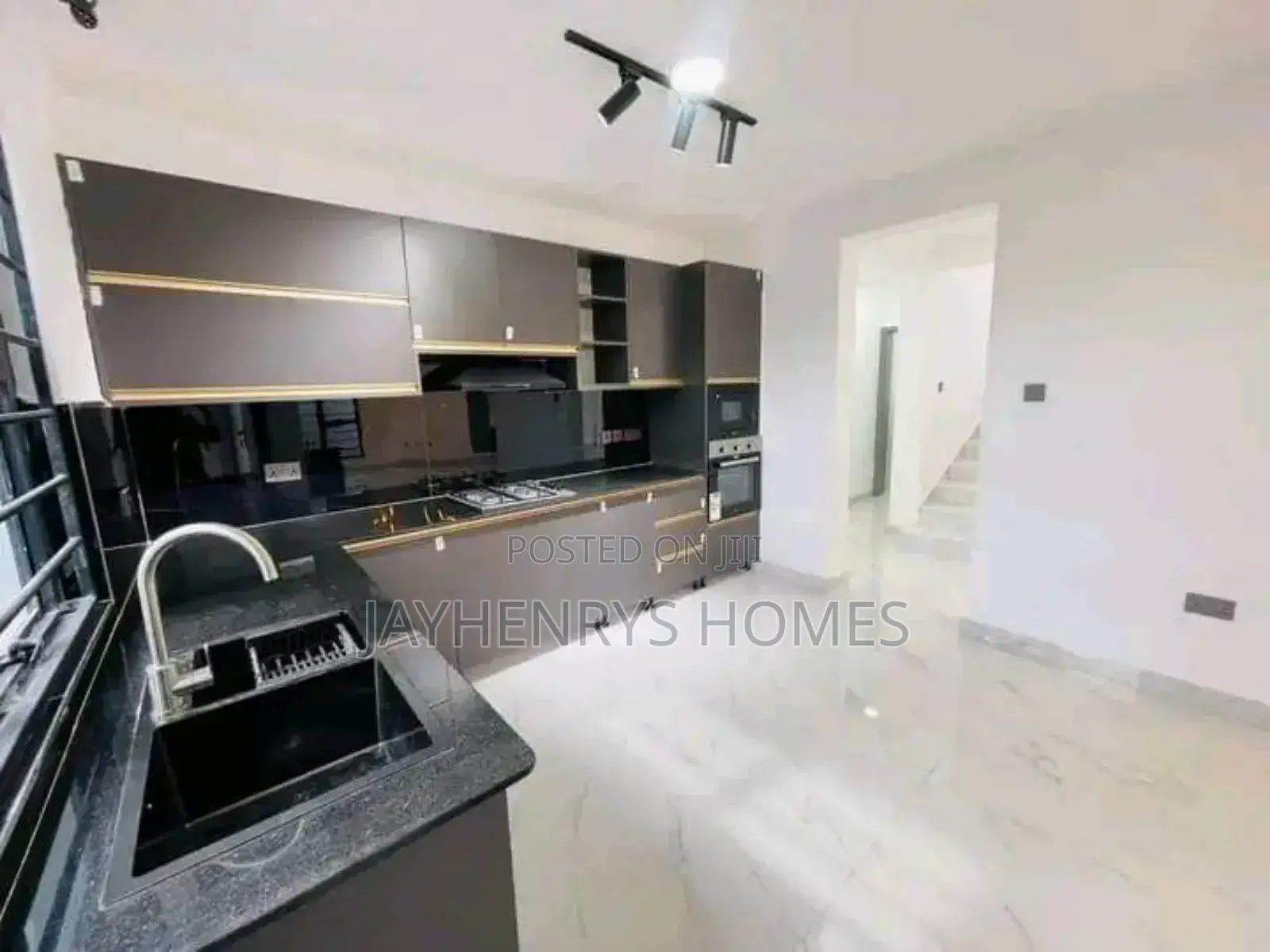 5bdrm House in Mugutha, Ruiru for sale