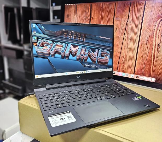 Laptop HP Victus 15 16GB Intel Core I7 SSD 512GB - thumbnail 2