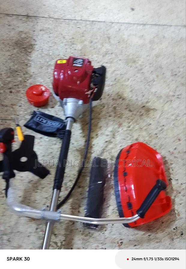 Grass Cutter /Brush Cutter - main view