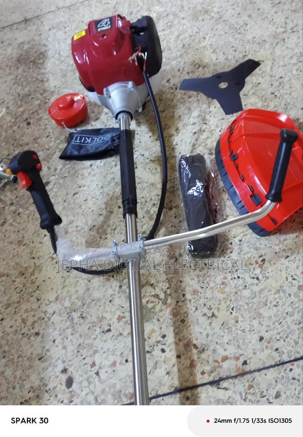 Brush Cutter/Grass Cutter - main view