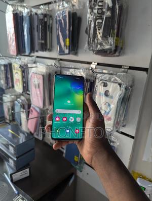 Samsung Galaxy S10 128 GB Green - main view