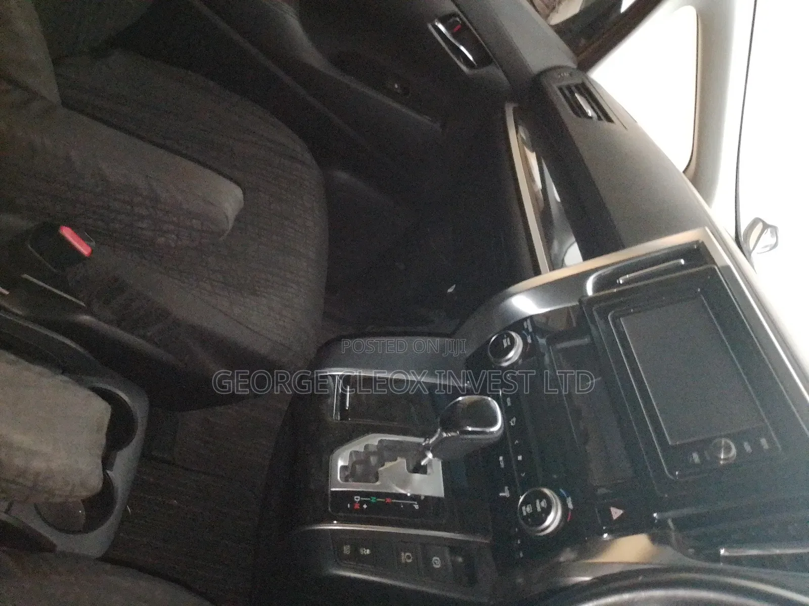 Toyota Alphard 2019 White