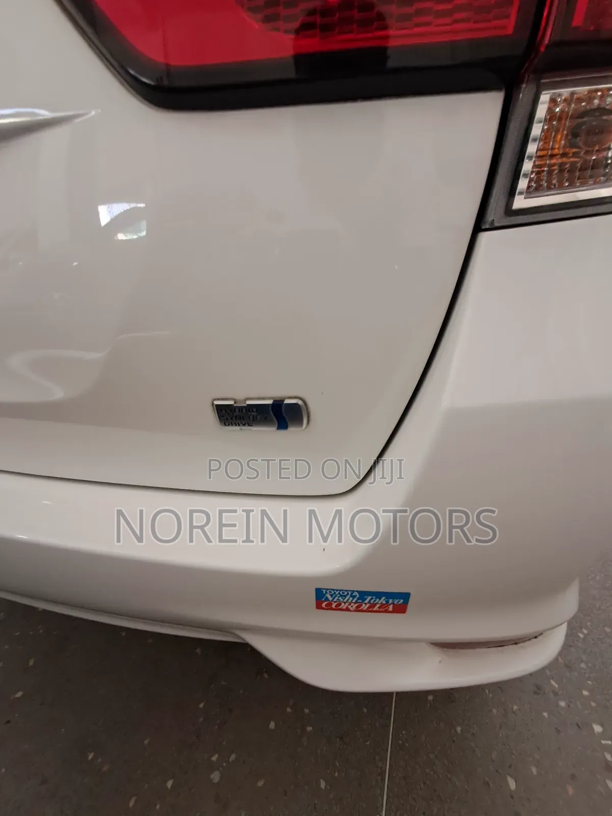 Toyota Corolla Fielder 2017 White