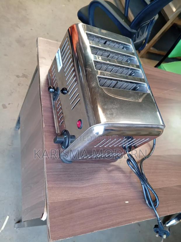 Machine for Toasting Bread - main view