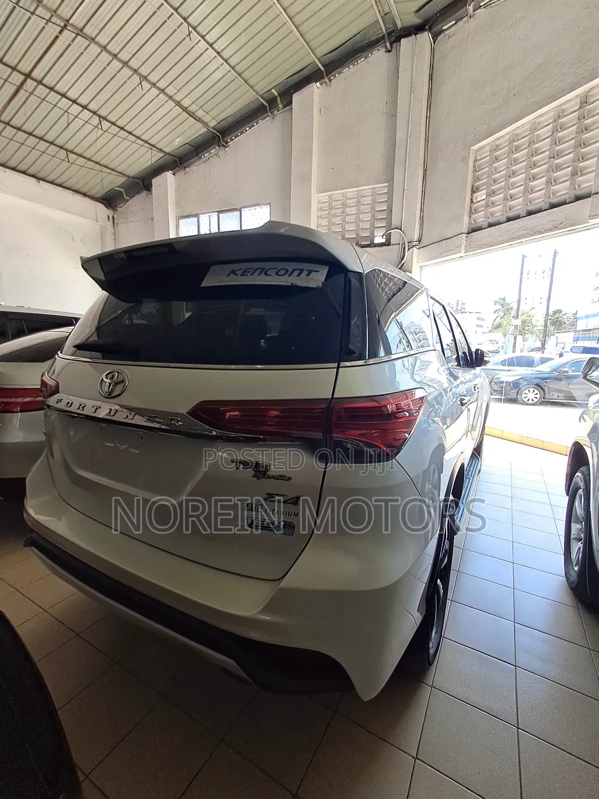 Toyota Fortuner 2017 Beige
