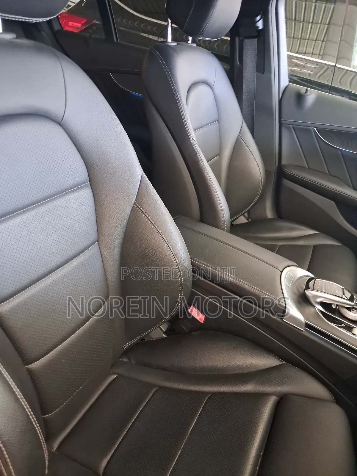 Mercedes-Benz C200 2016 Matt Black