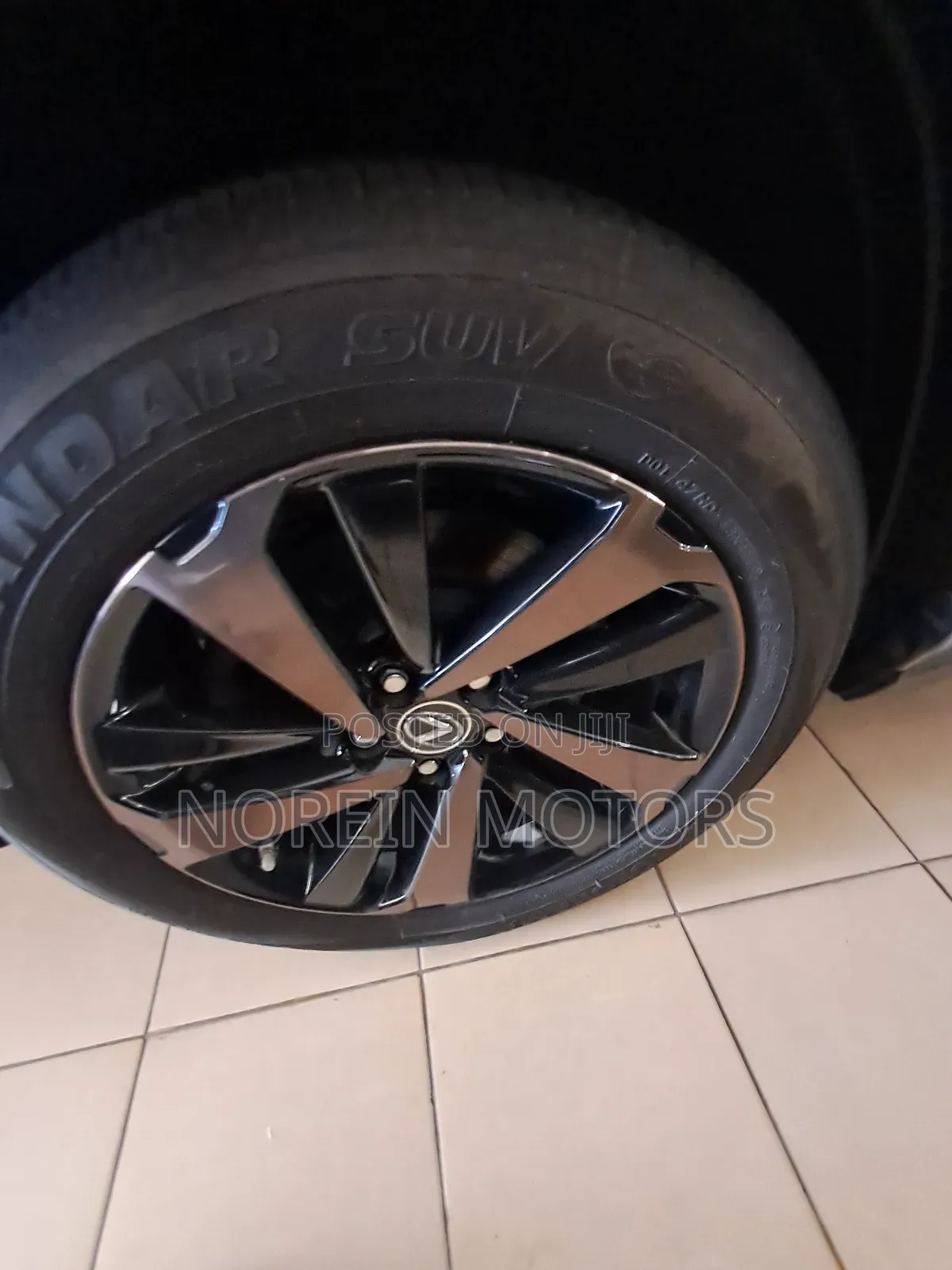 Lexus NX 300h Base 4x4 (2.5L 4cyl 2A) 2018 Gray
