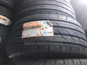 305/40r22 Centra
