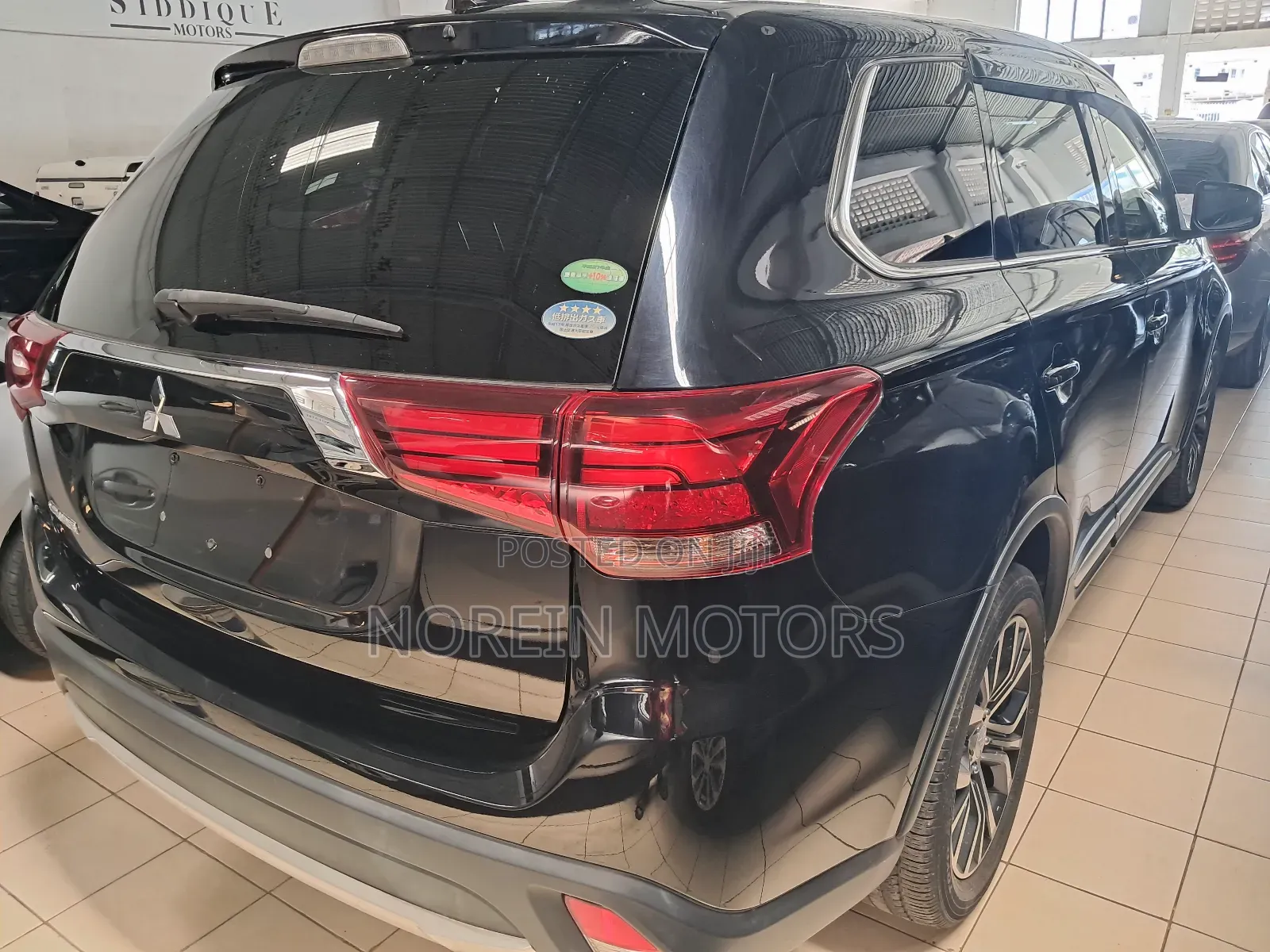 Mitsubishi Outlander 2018 Matt Black
