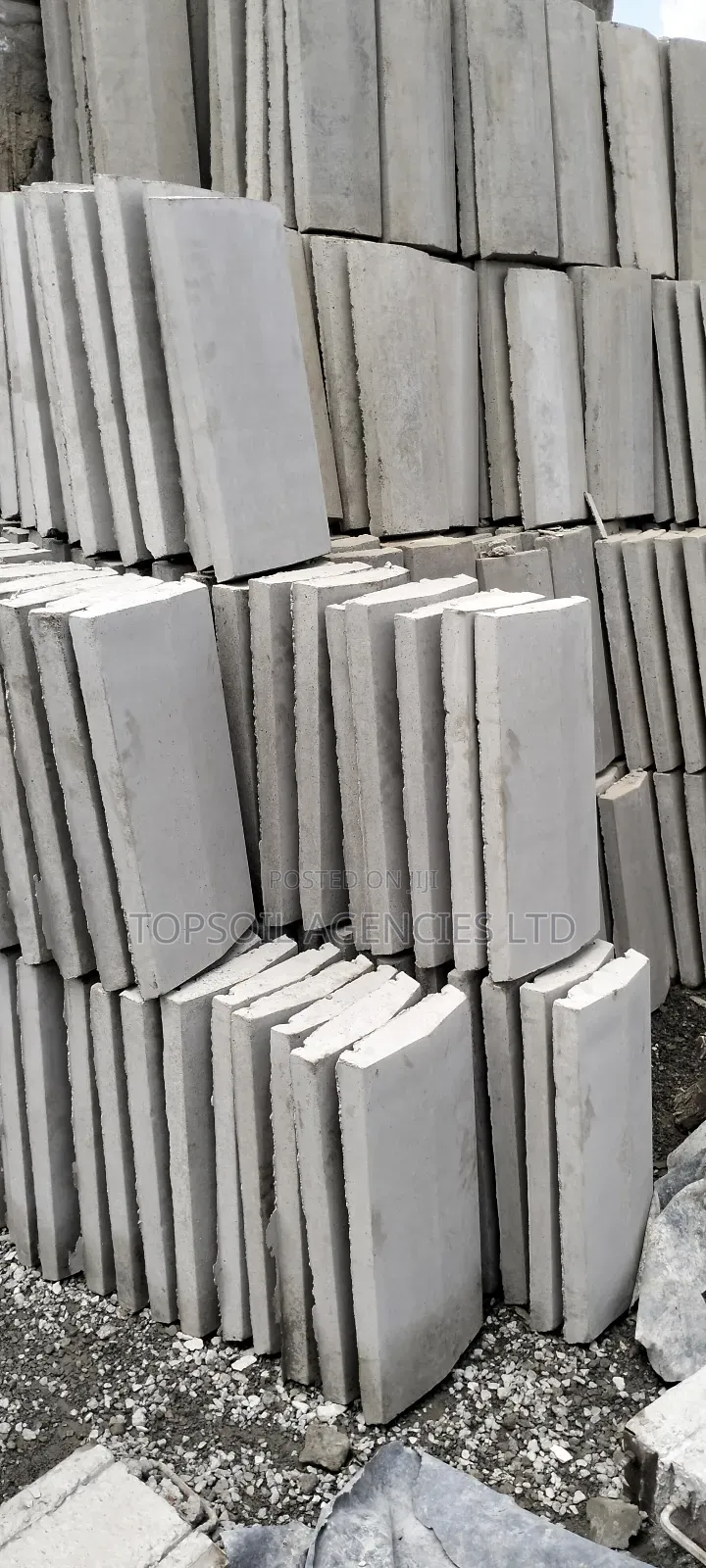 Wall Coping Made of Concrete