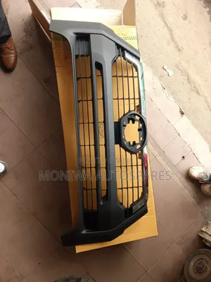 Front Grill Hilux Revo Rocco 2021 Plus