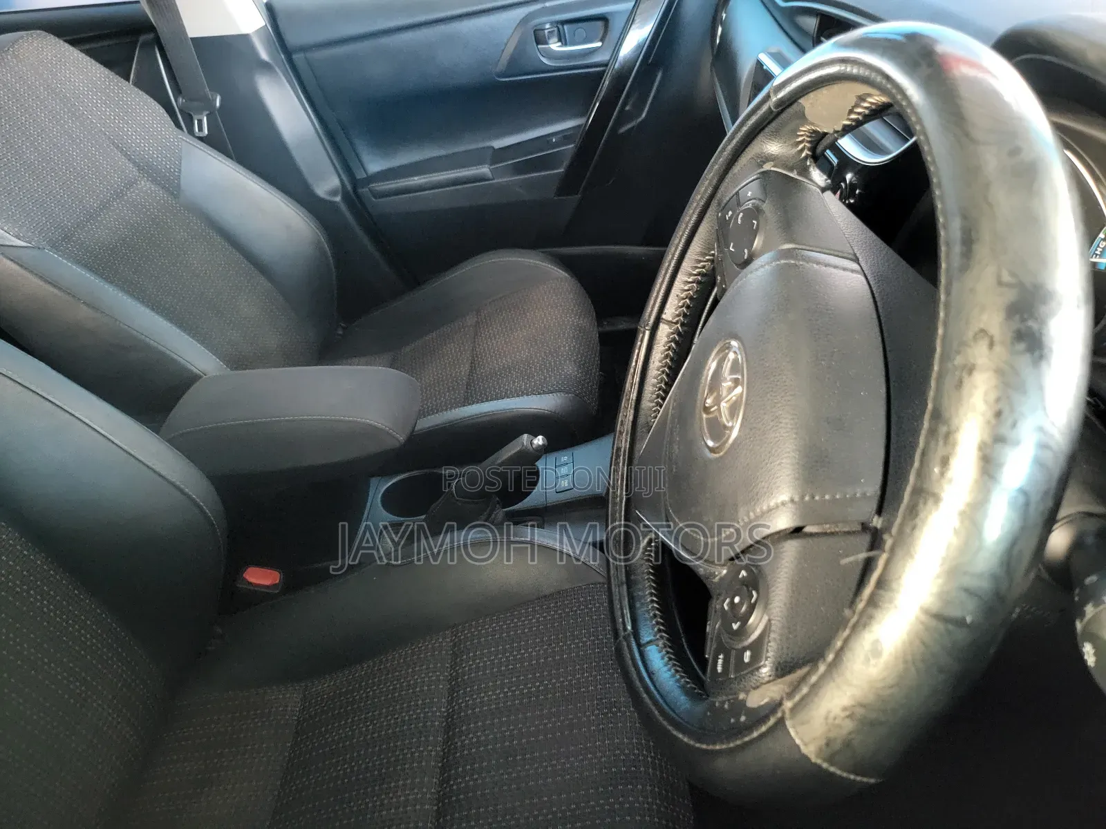 Toyota Auris 2017 Silver