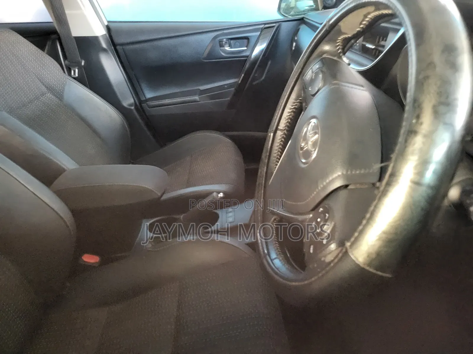 Toyota Auris 2017 Silver