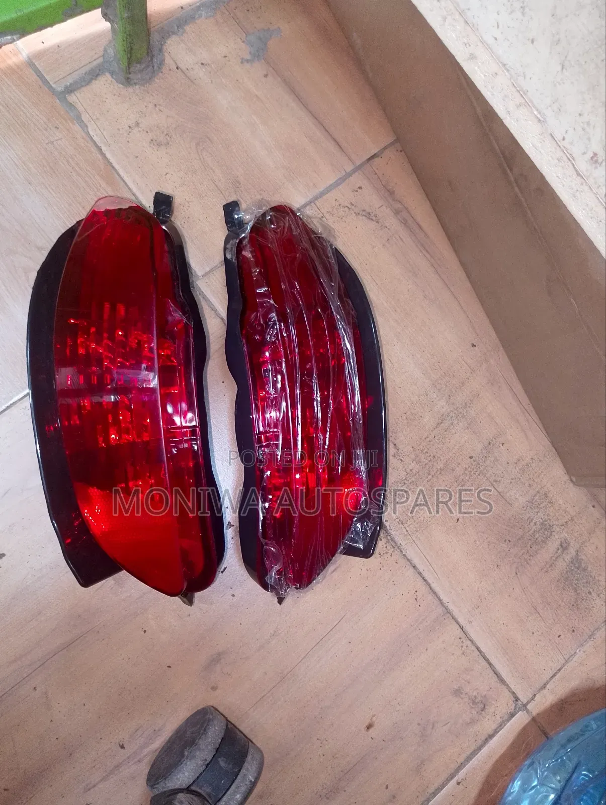 Bumper Light Toyota Harrier 240