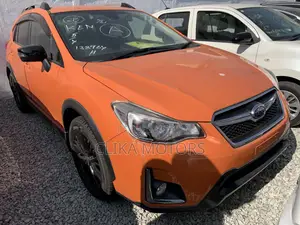 Subaru XV 2017 Orange