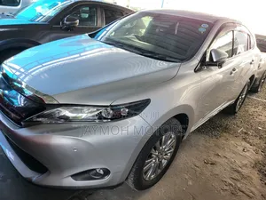 Toyota Harrier 2017 Silver