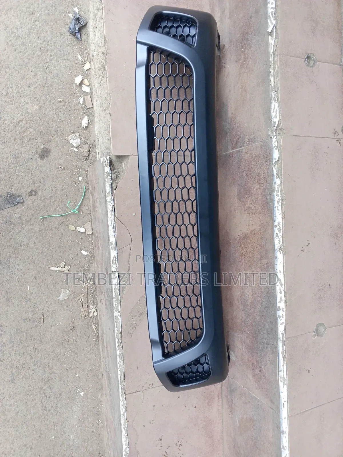 Front Grill Toyota Hilux Rocco 2018