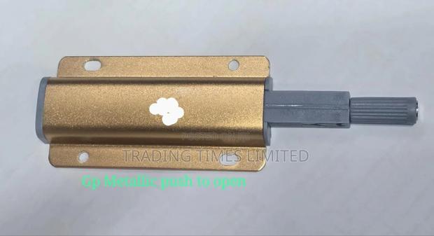 Metallic Push to Open Gp