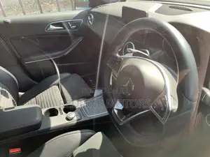 Mercedes-Benz A-Class 2017 Orange