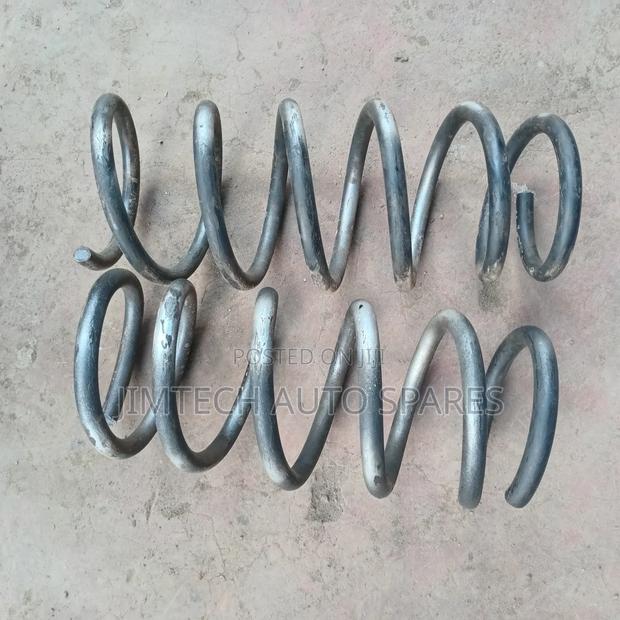 Volkswagen Passat Front Heavy Duty Spring - thumbnail 2