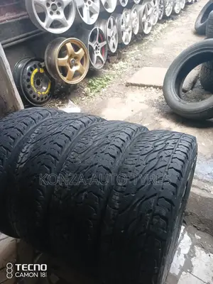 Bridgestone 215/75r15 4pcs