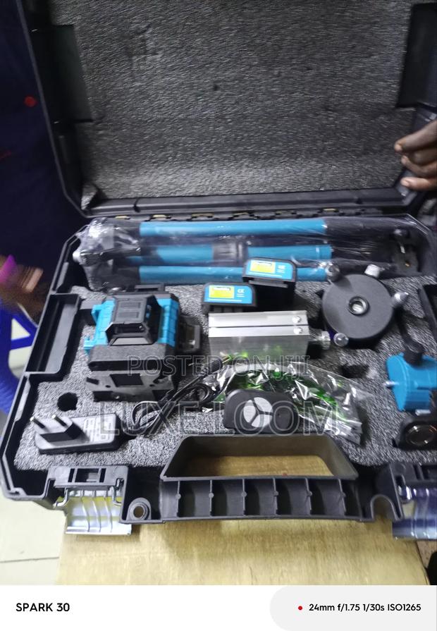 Makita Laser Level Machine - main view