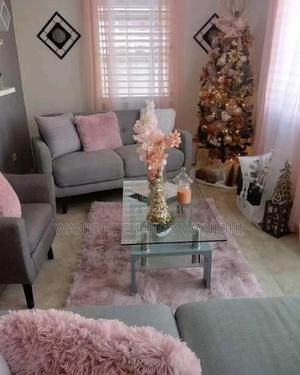 Airbnb Available Onebedroom South B - thumbnail 2