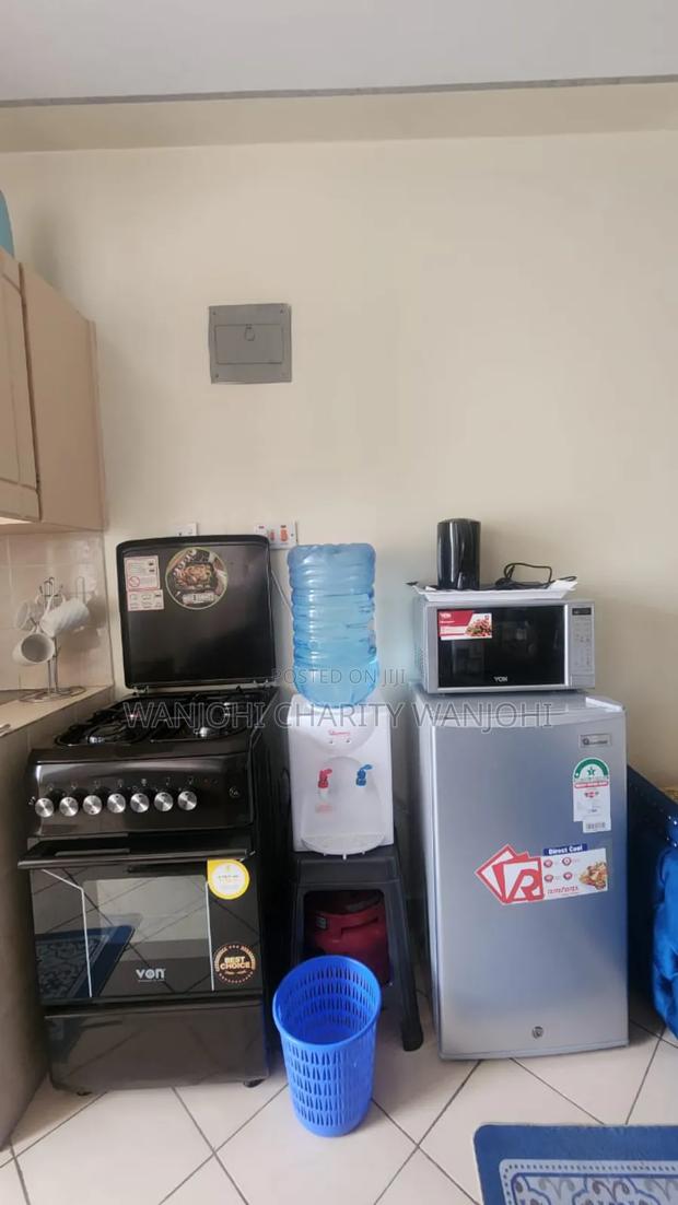 Airbnb Available Onebedroom South B - thumbnail 6