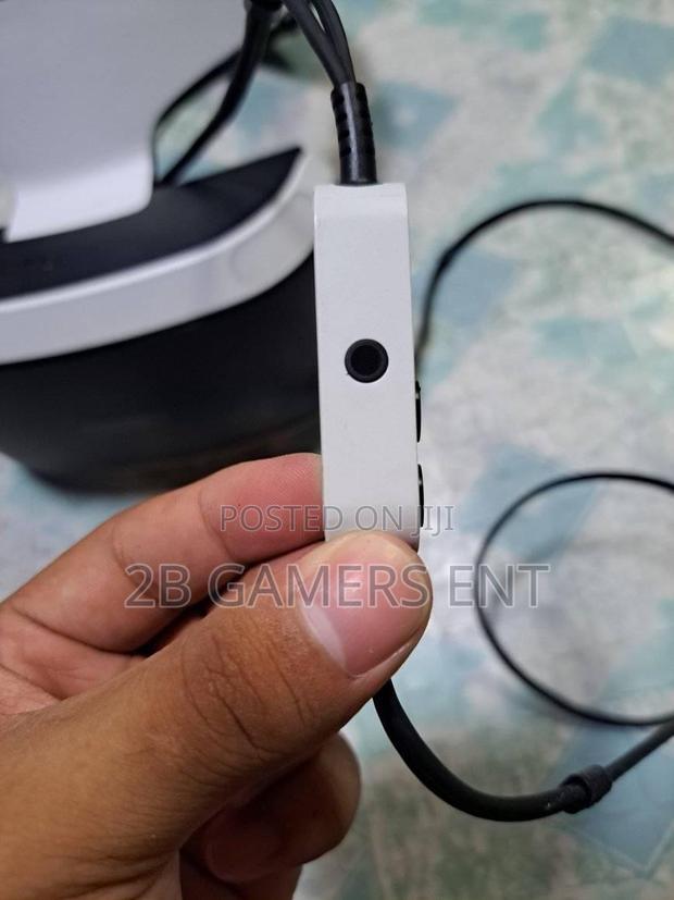 Ps4 Vr Headset - thumbnail 3